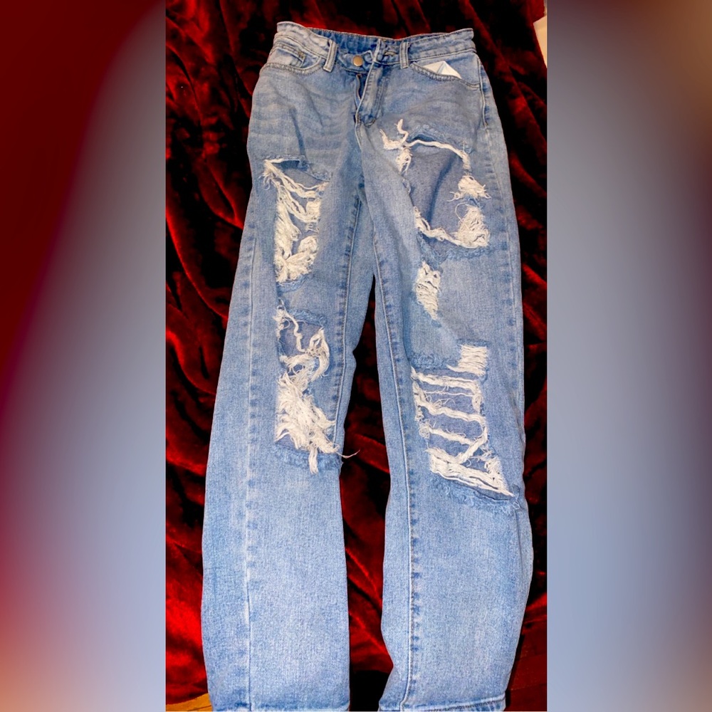 2/30 PacSun Ripped Mom Jeans